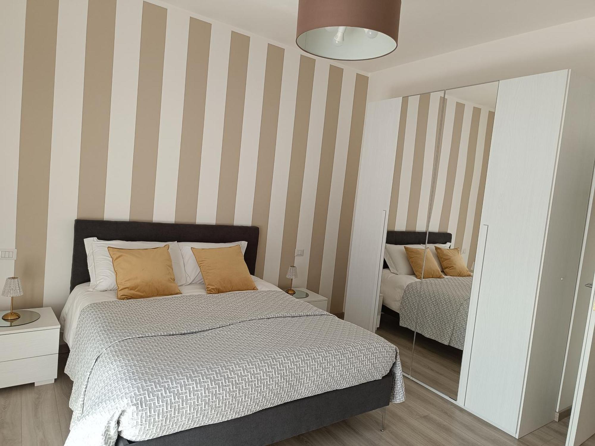 Fior&Iris Apartments สเตรซา ภายนอก รูปภาพ